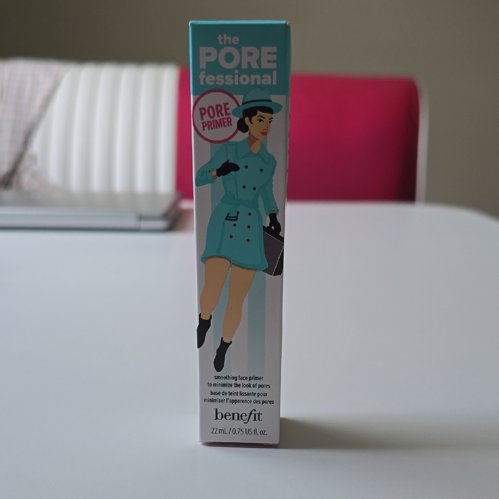 Benefit POREfessional Primer in Teal Packaging
